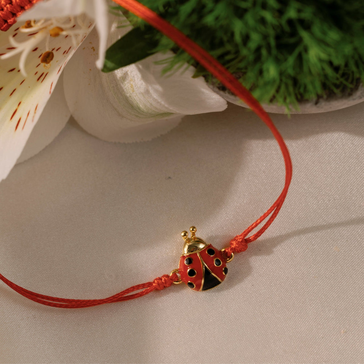 Ladybug Thread Bracelet – Lucky, Handmade & Adjustable – Mantra®